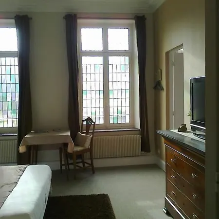 فندق مبيت وإفطار Chambres D'hotes La Belle Haute بولون-سور-مير