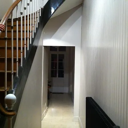 Chambres D'hotes La Belle Haute بولون-سور-مير