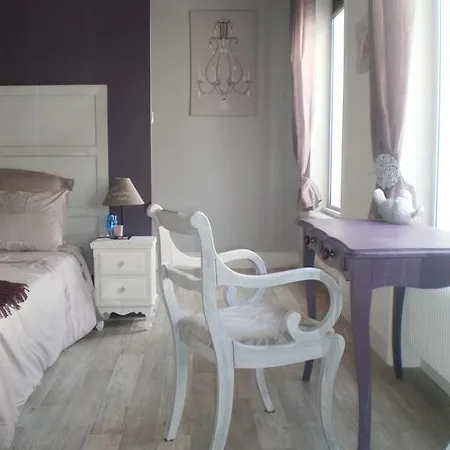 Chambres D'hotes La Belle Haute بولون-سور-مير