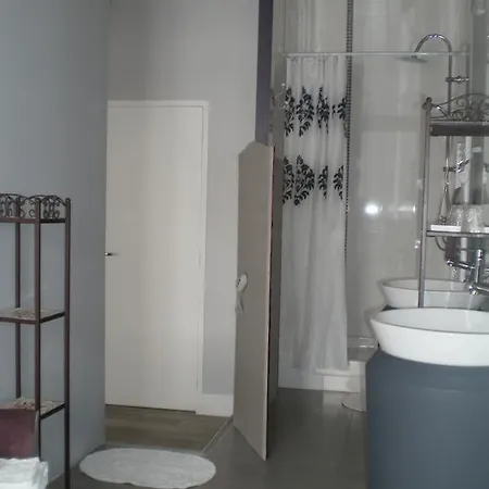 فندق مبيت وإفطار Chambres D'hotes La Belle Haute بولون-سور-مير